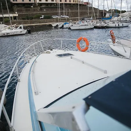 Boat & Breakfast - Sei Tu *